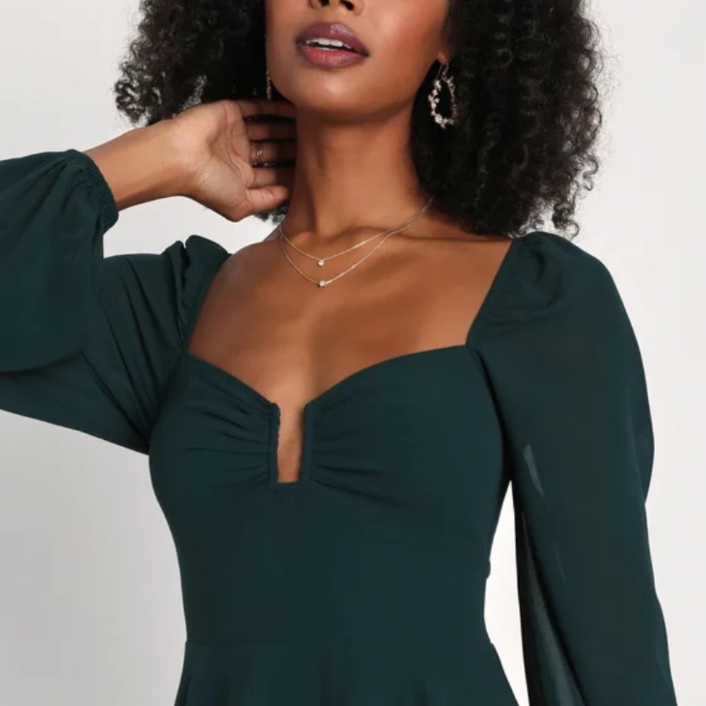 Emerald Green Long Sleeve Tiered Maxi Dress Medium